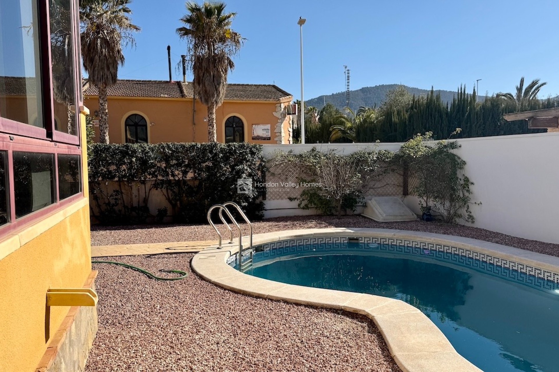 Resale - Villa - Hondón de las Nieves - La Montañosa