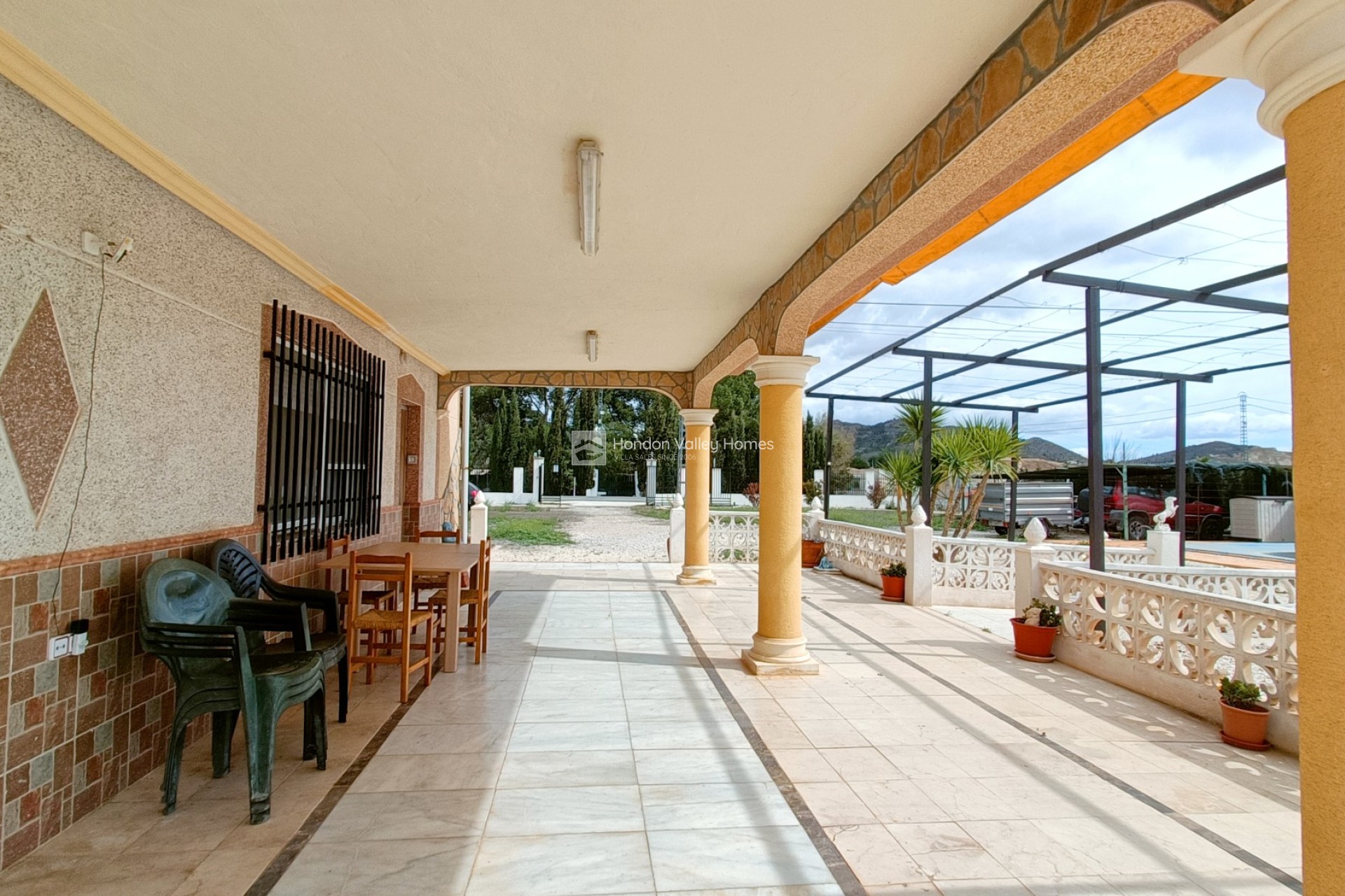 Resale - Villa - Hondón de las Nieves