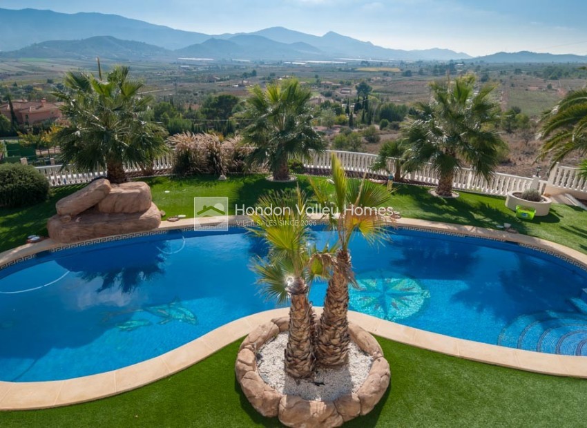 Resale - Villa - HONDON DE LAS NIEVES