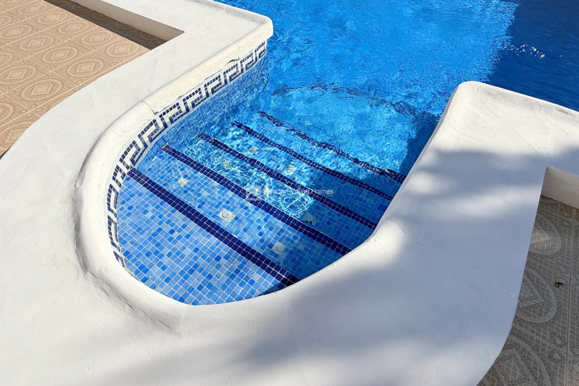 Resale - Villa - Hondón de las Nieves