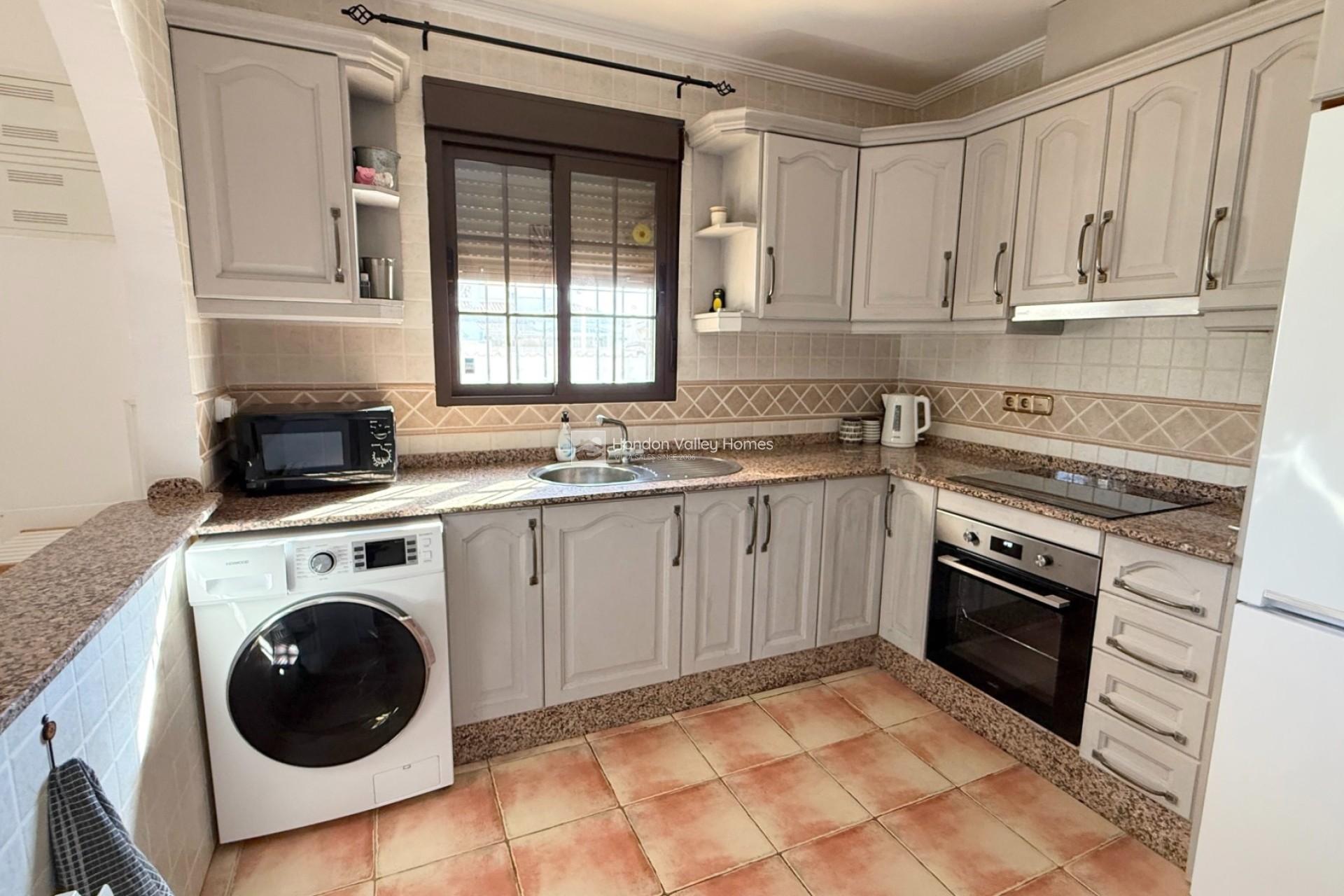 Resale - Villa - Hondón de las Nieves