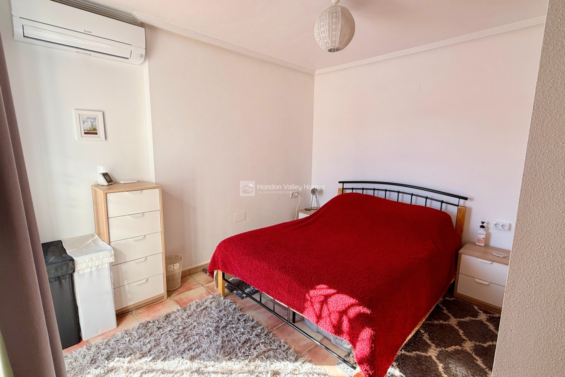 Resale - Villa - Hondón de las Nieves