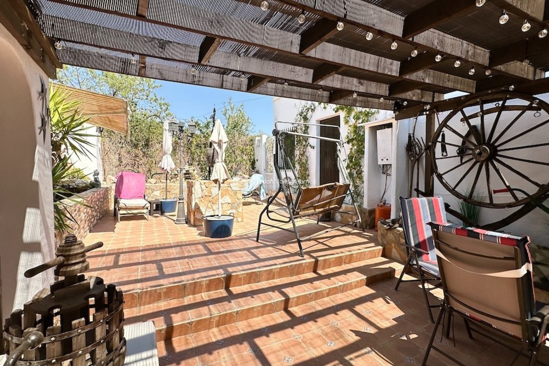 Resale - Villa - Hondón de las Nieves