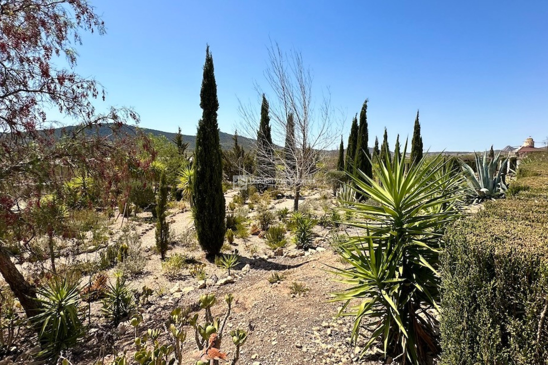 Resale - Villa - Hondón de las Nieves