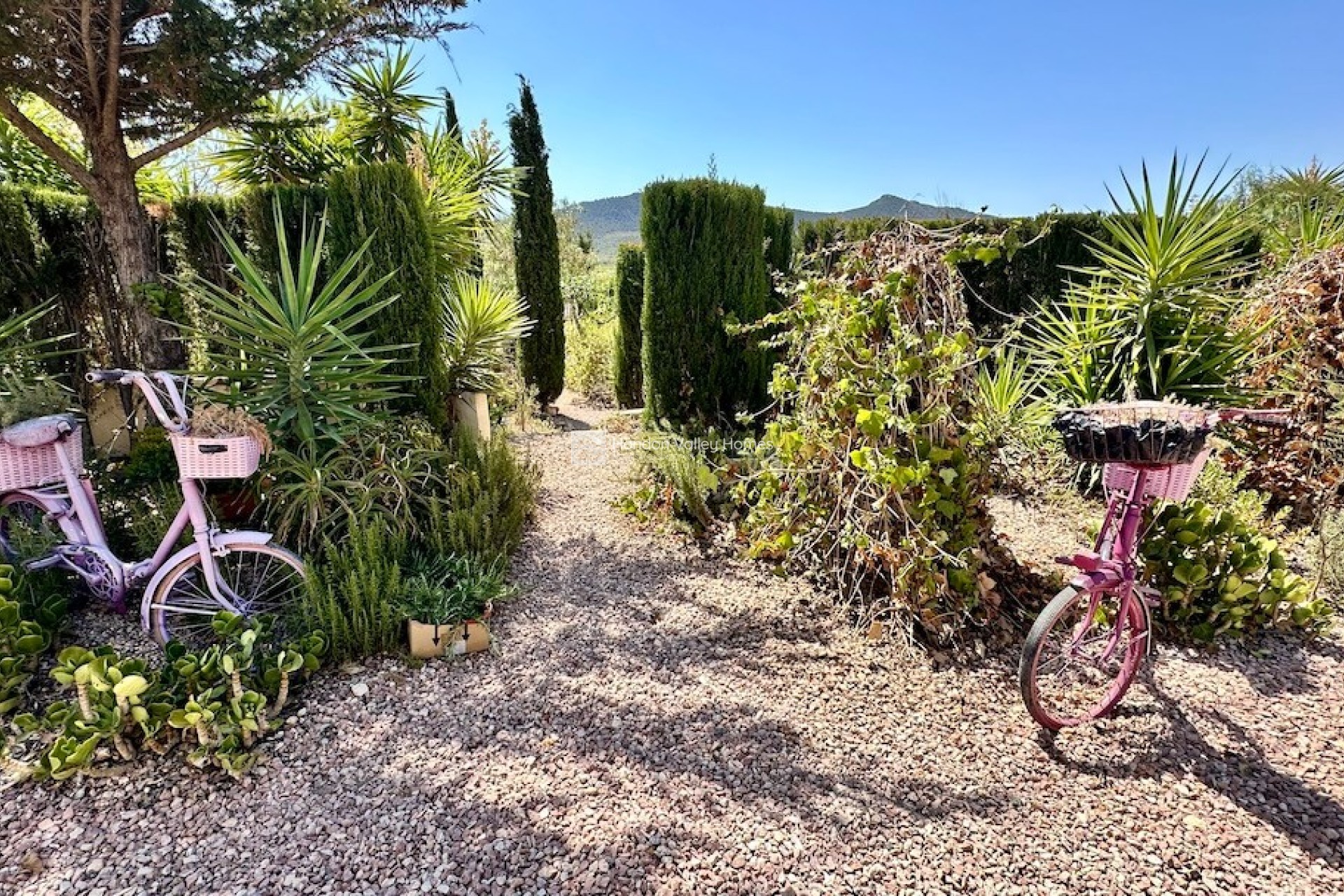 Resale - Villa - Hondón de las Nieves