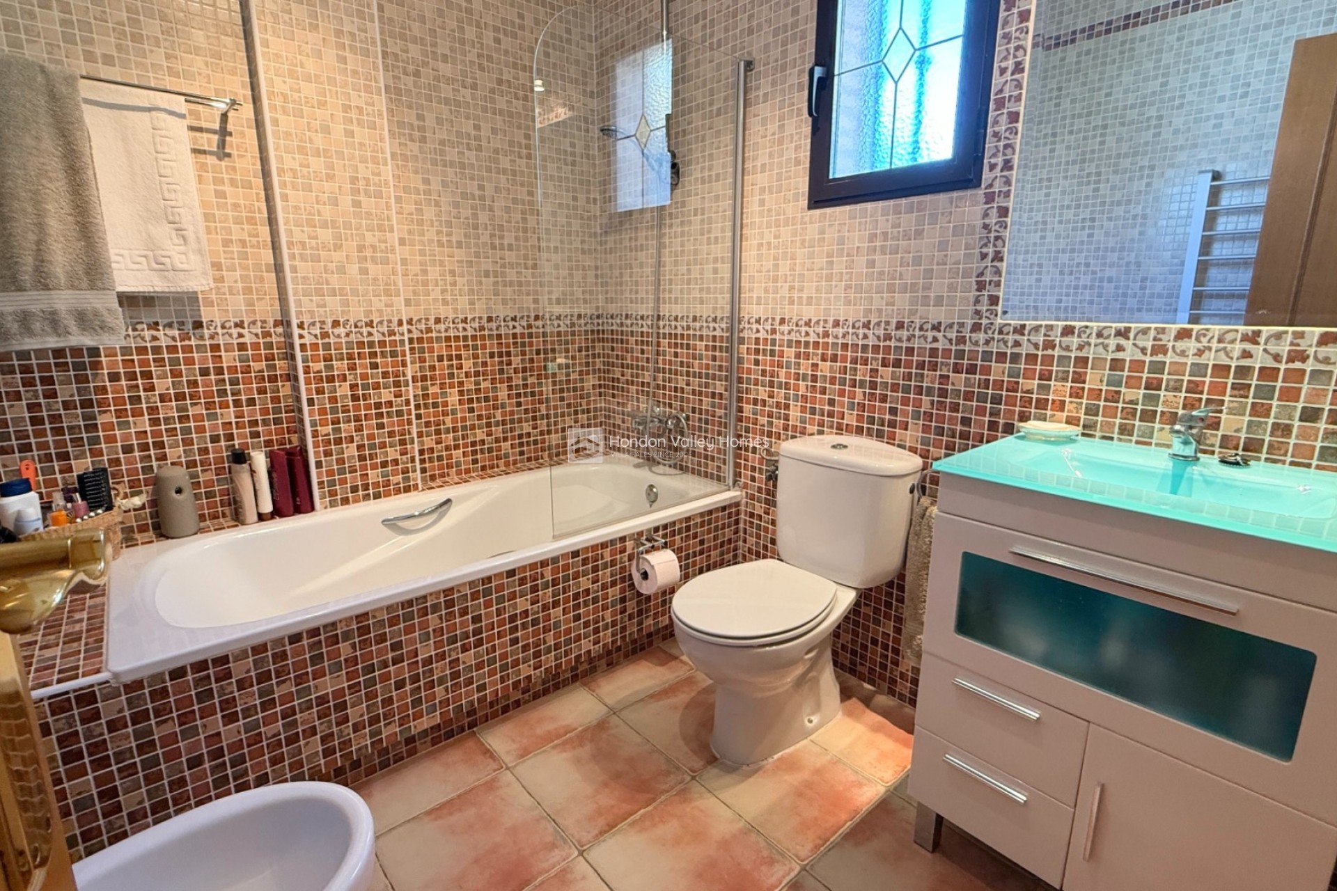 Resale - Villa - Hondón de las Nieves