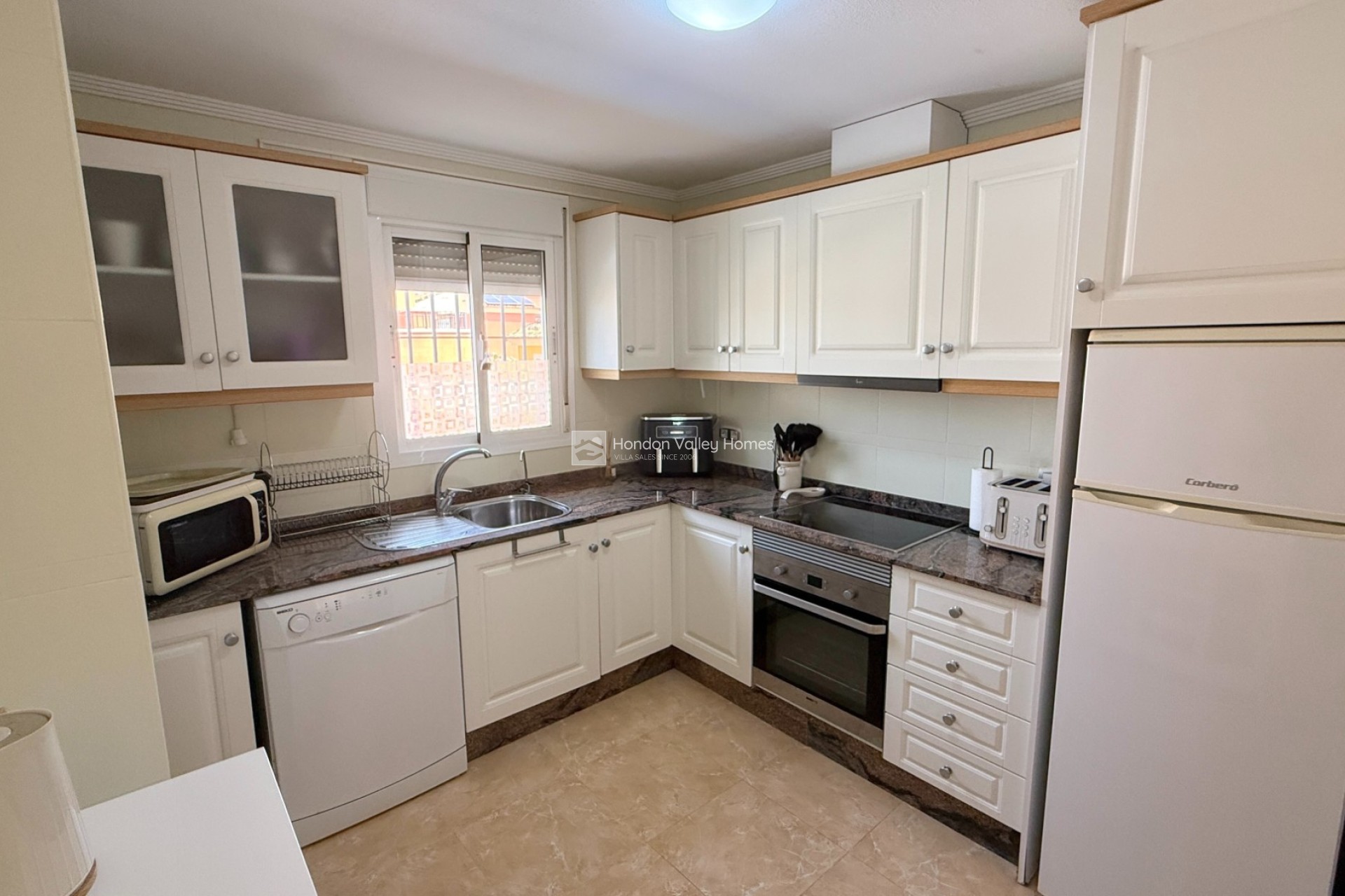 Resale - Villa - Hondon De Las Nieves