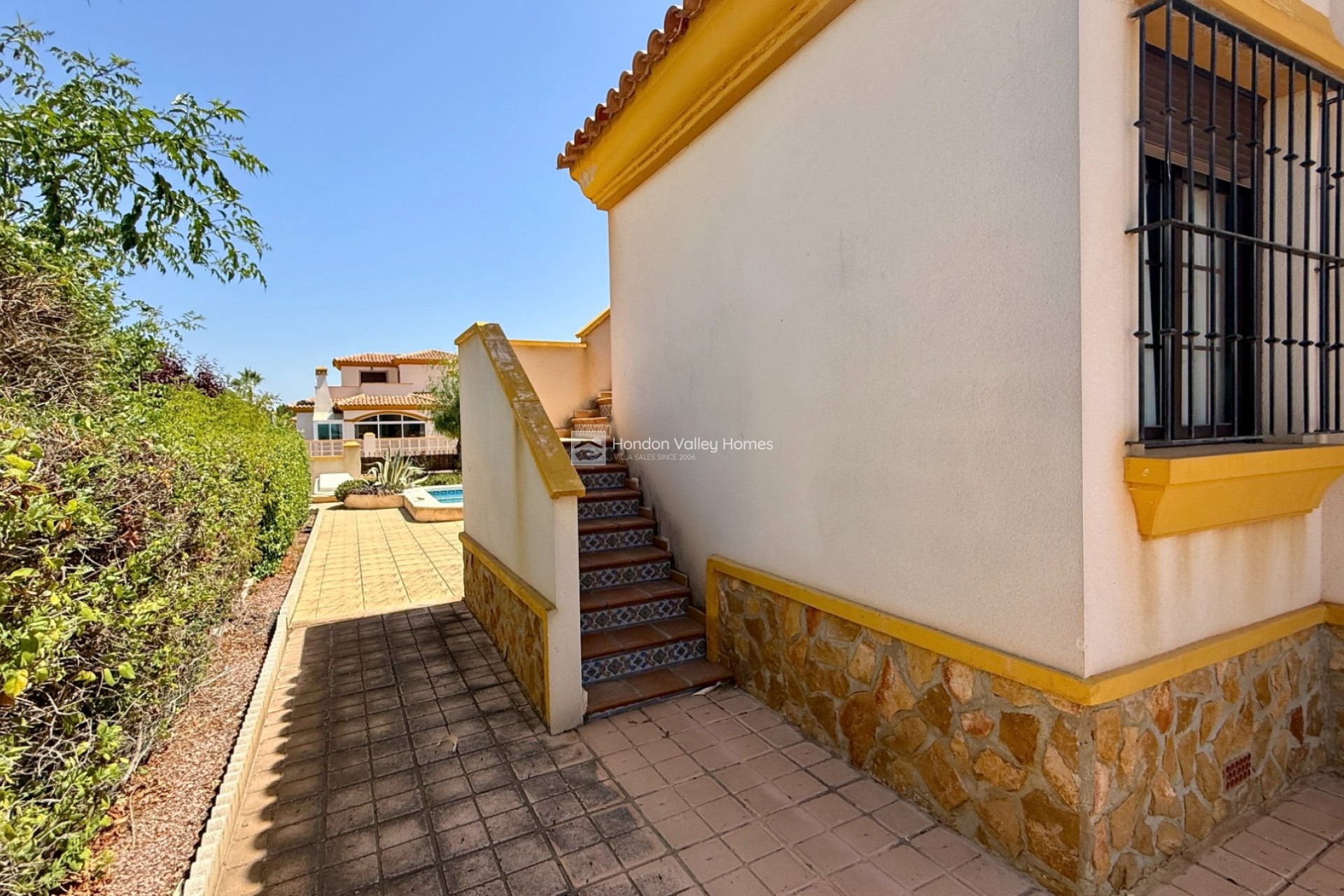 Resale - Villa - Hondón de las Nieves