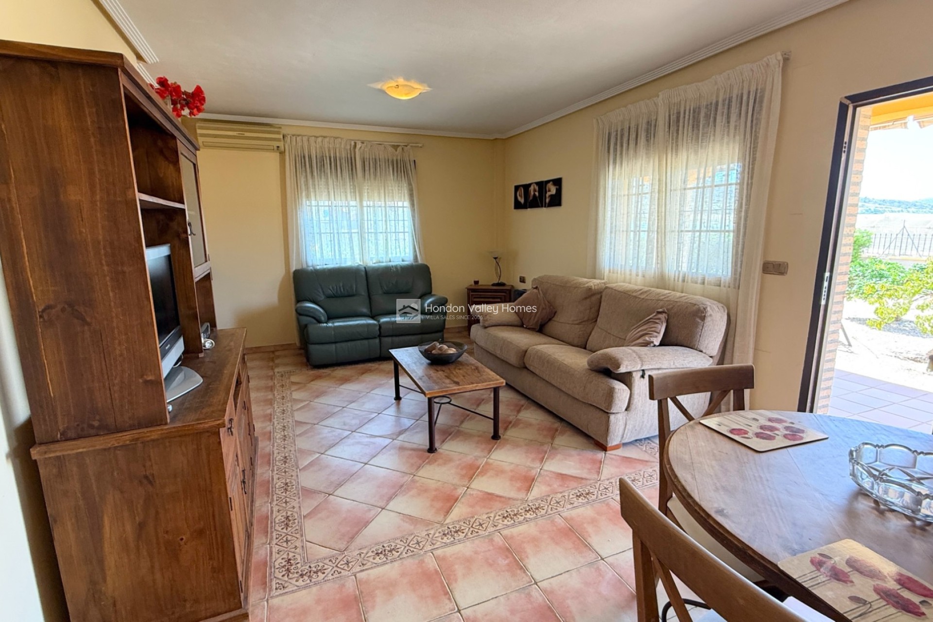 Resale - Villa - Hondón de las Nieves