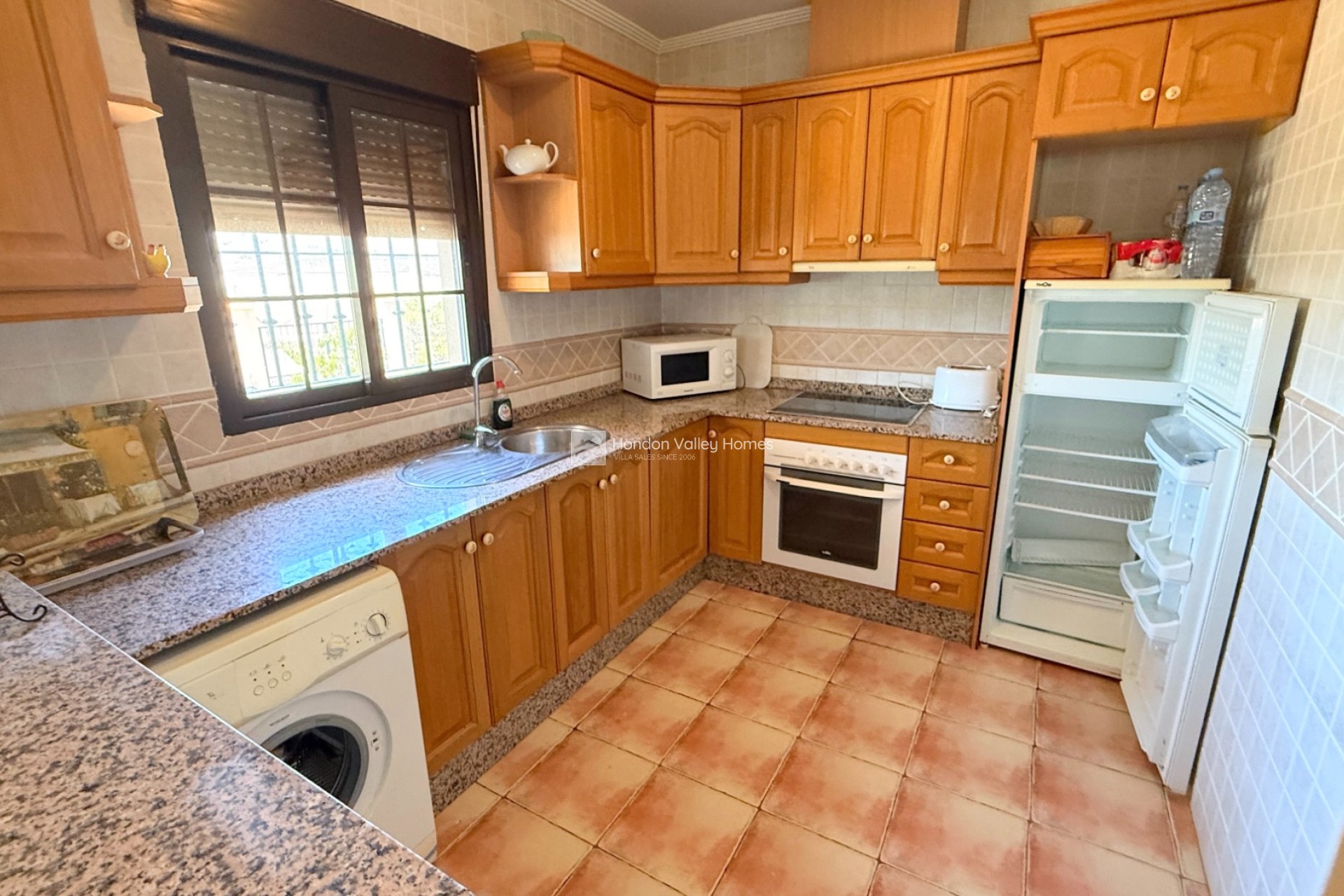 Resale - Villa - Hondón de las Nieves