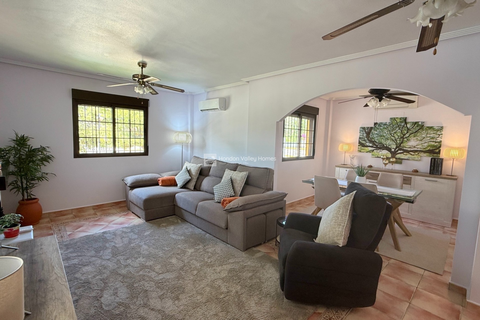 Resale - Villa - Hondón de las Nieves