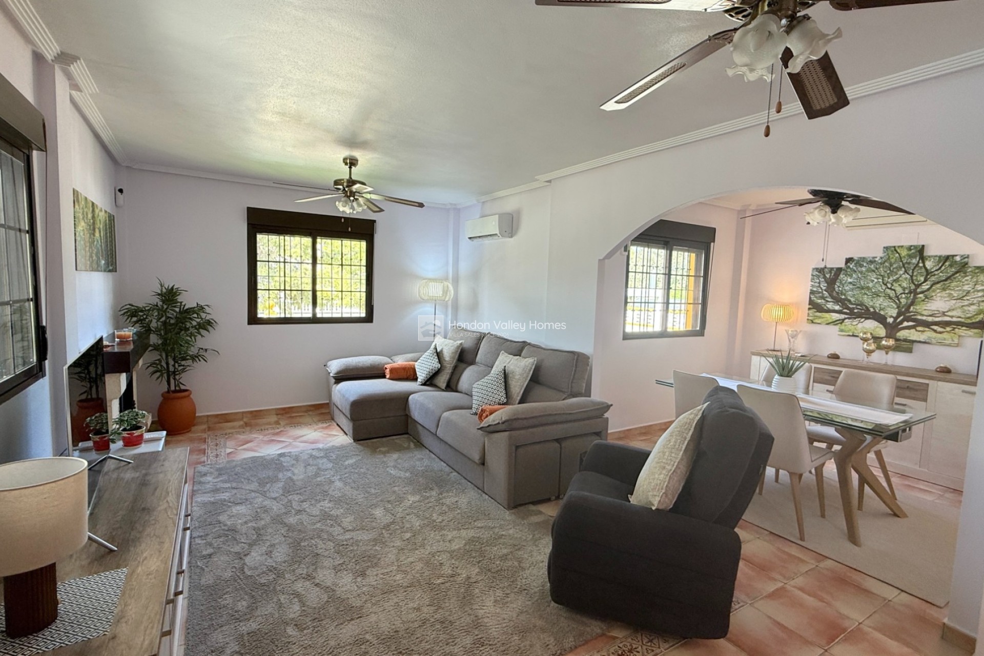 Resale - Villa - Hondón de las Nieves