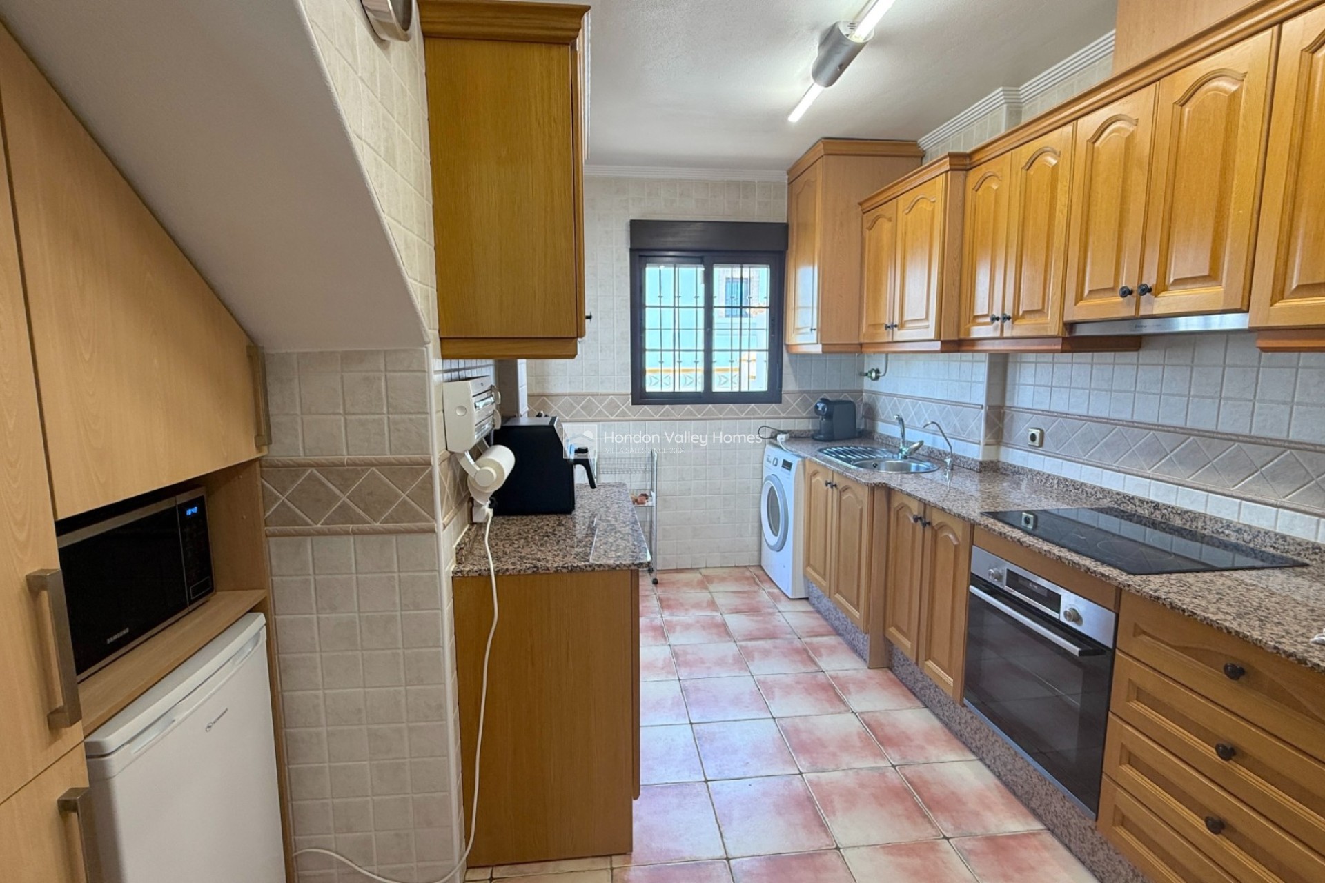 Resale - Villa - Hondón de las Nieves