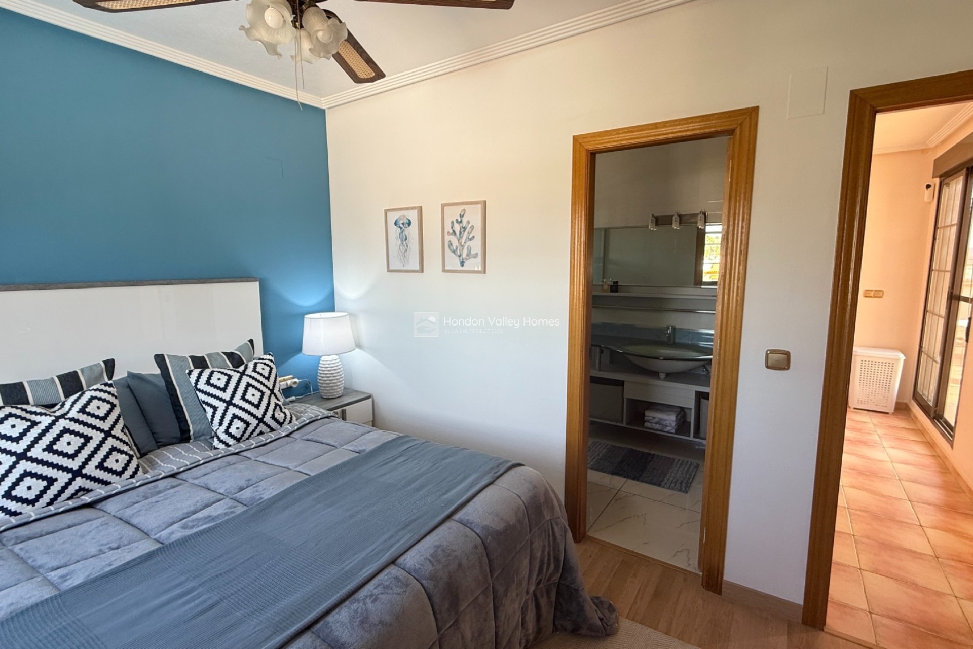 Resale - Villa - Hondón de las Nieves