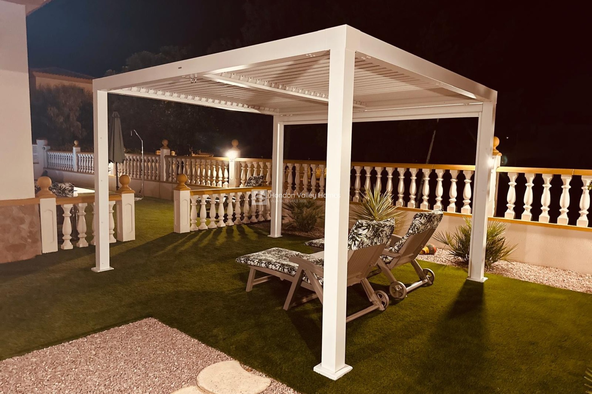 Resale - Villa - Hondón de las Nieves