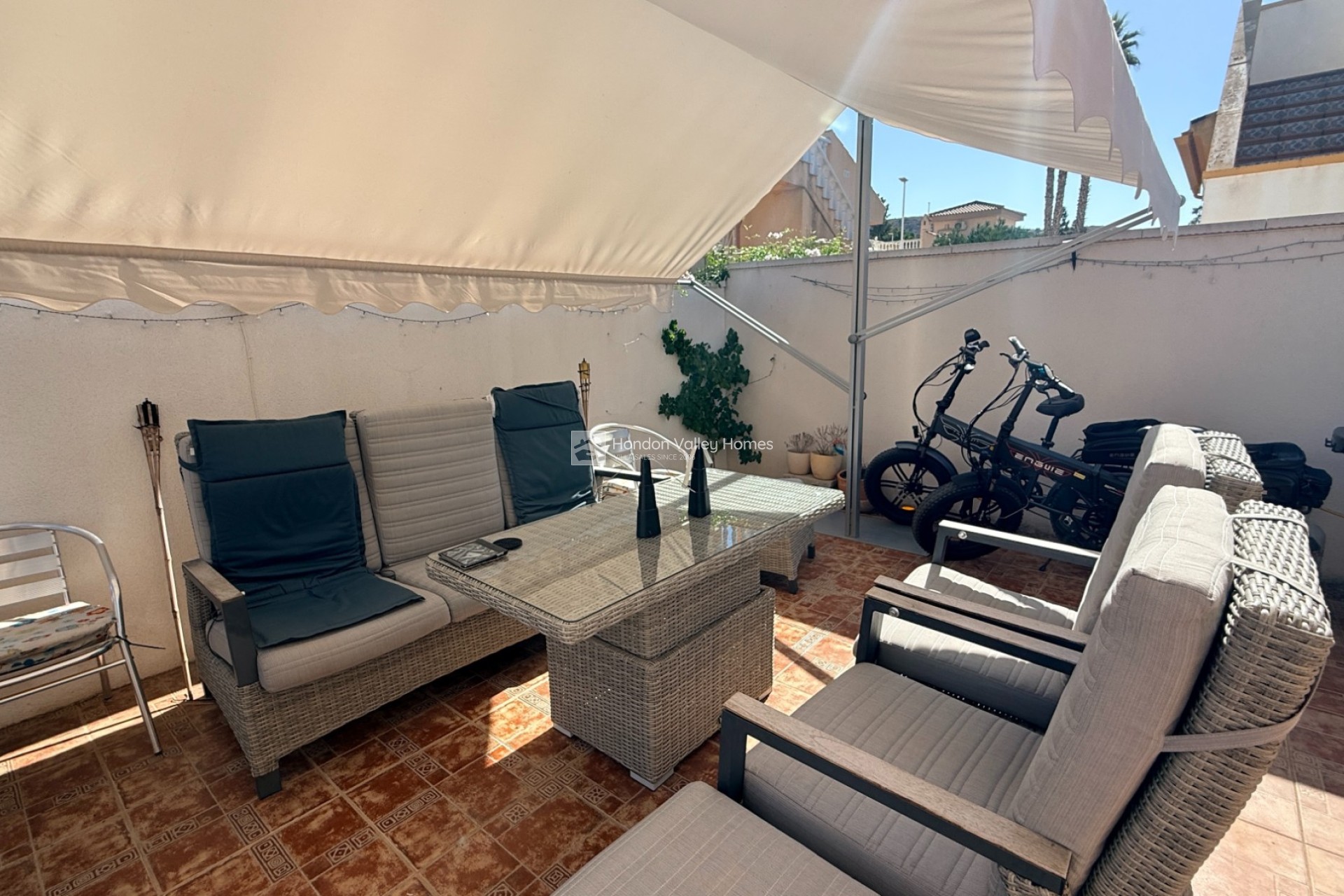 Resale - Villa - Hondón de las Nieves