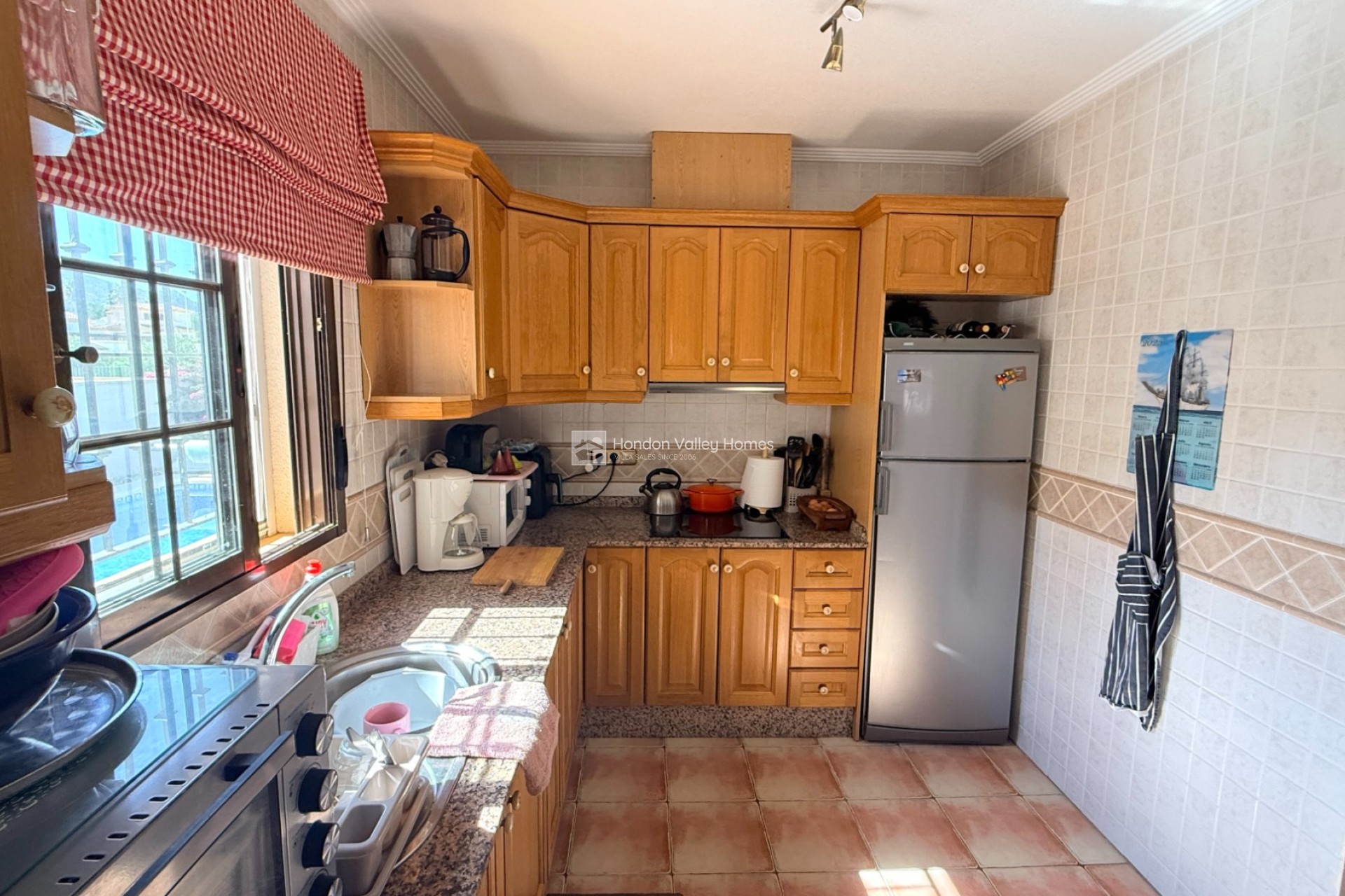 Resale - Villa - Hondón de las Nieves