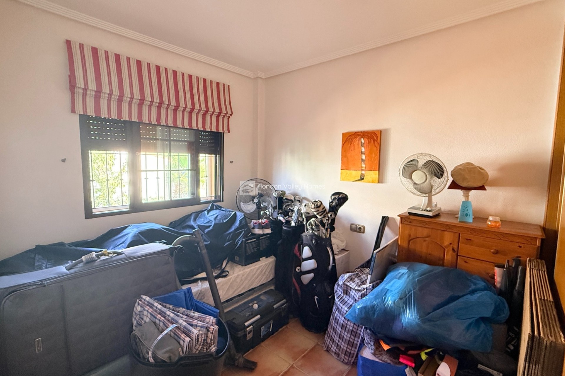 Resale - Villa - Hondón de las Nieves