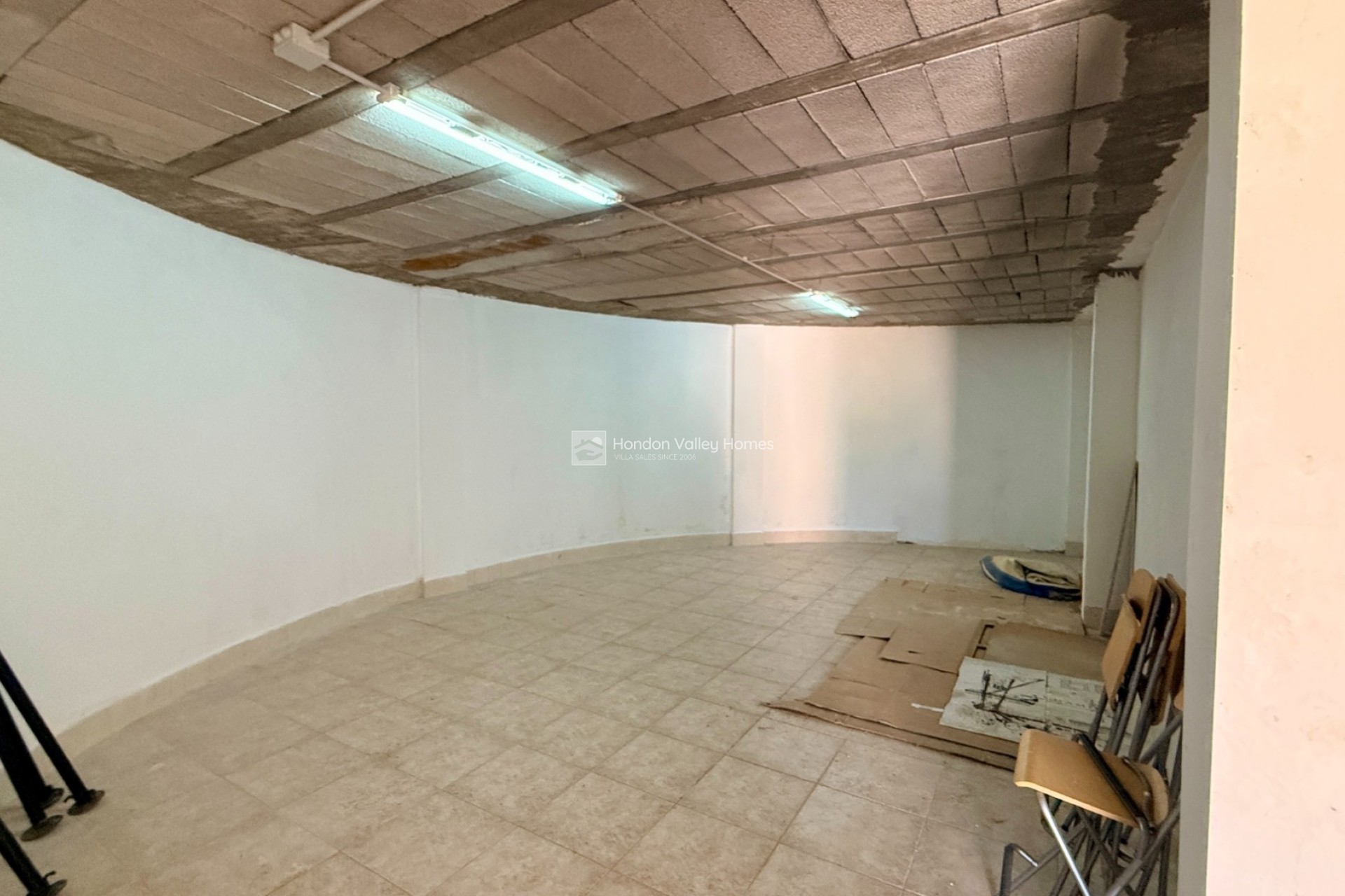 Resale - Villa - Hondón de las Nieves