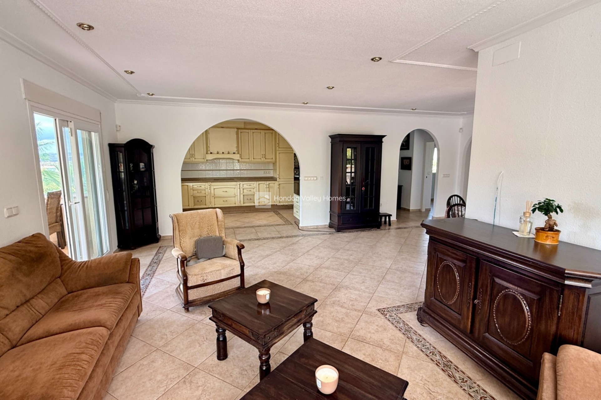 Resale - Villa - Hondón de las Nieves