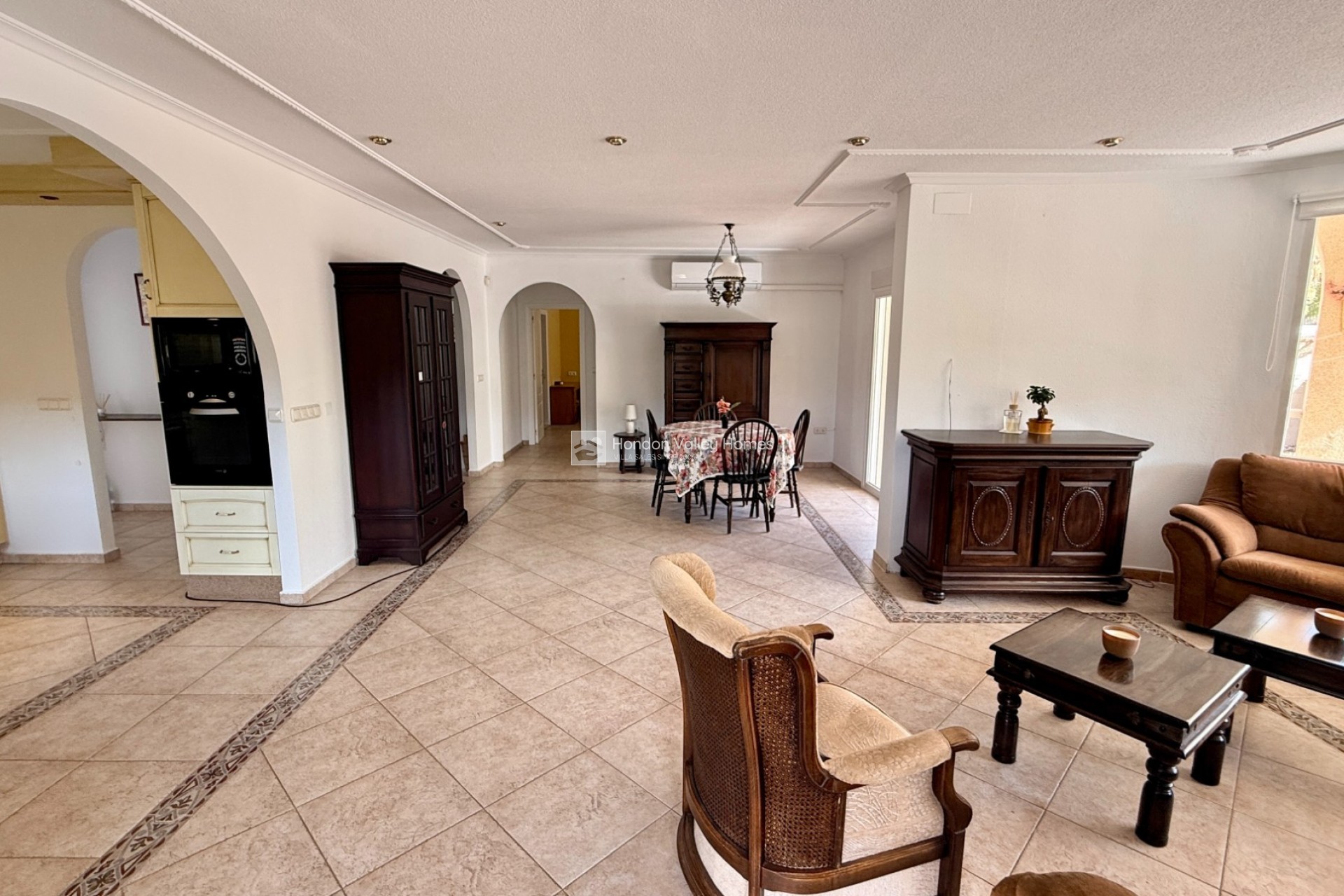 Resale - Villa - Hondón de las Nieves