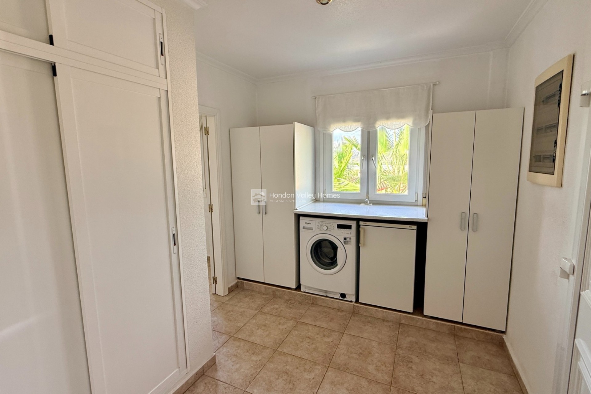 Resale - Villa - Hondón de las Nieves