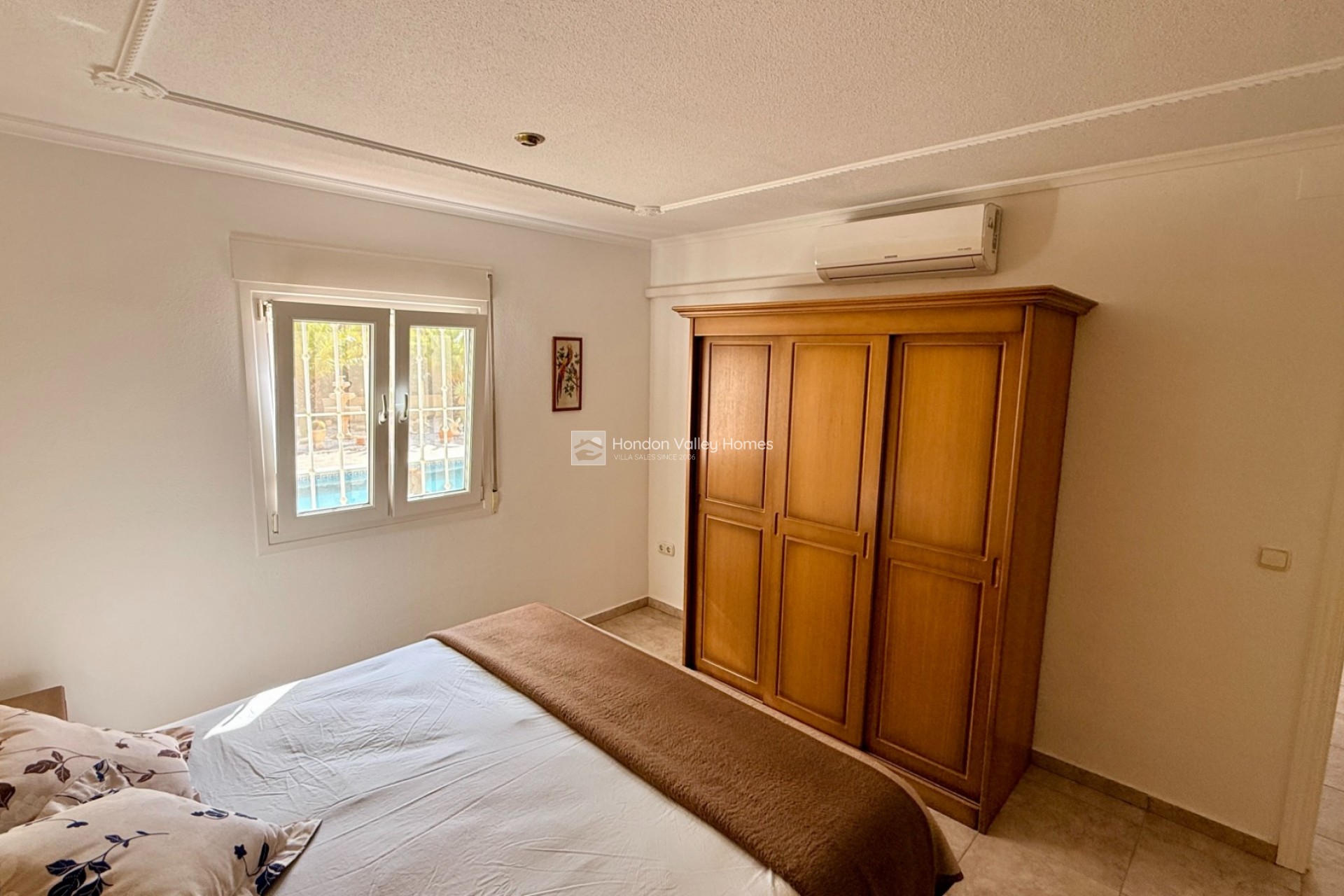 Resale - Villa - Hondón de las Nieves