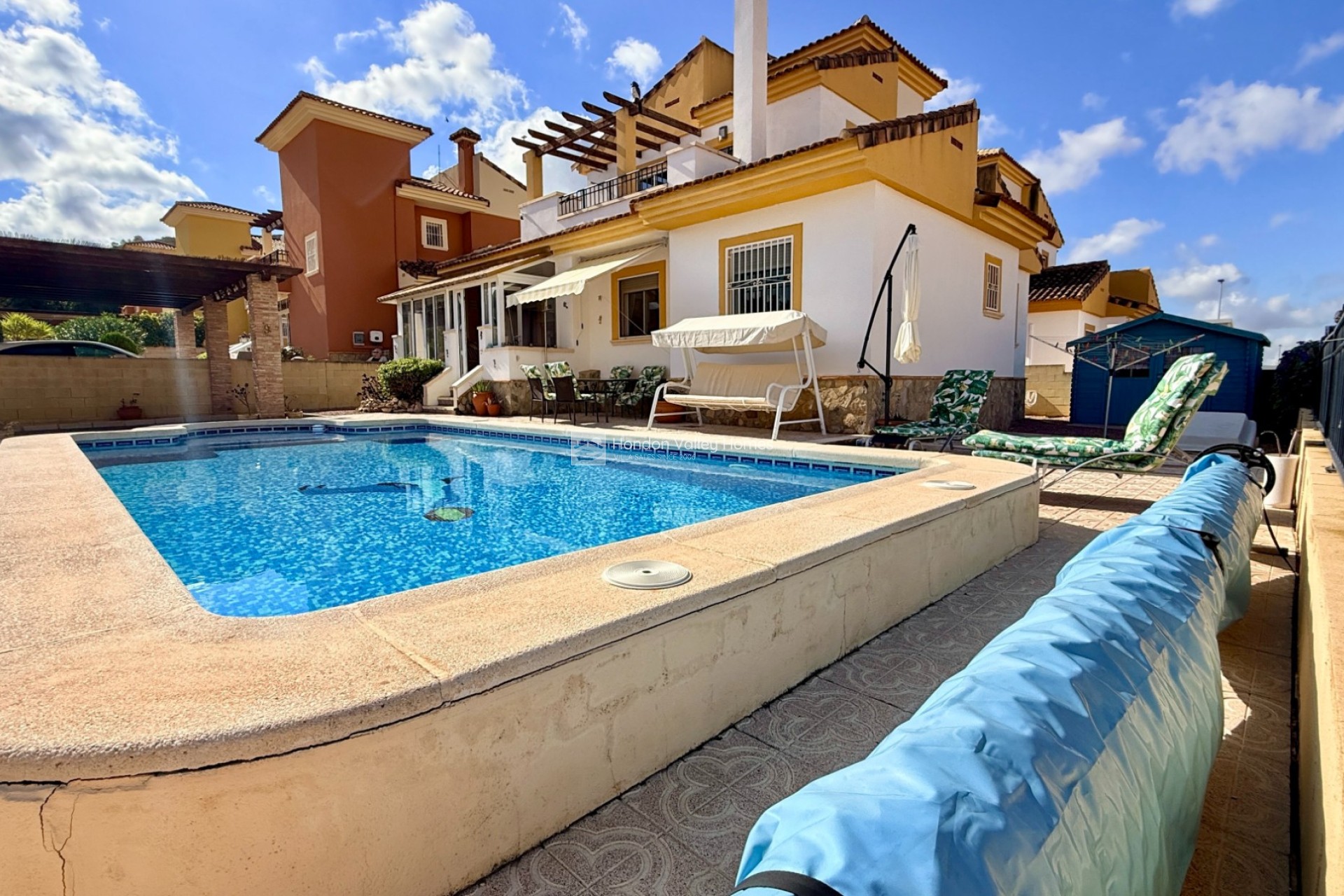 Resale - Villa - Hondón de las Nieves