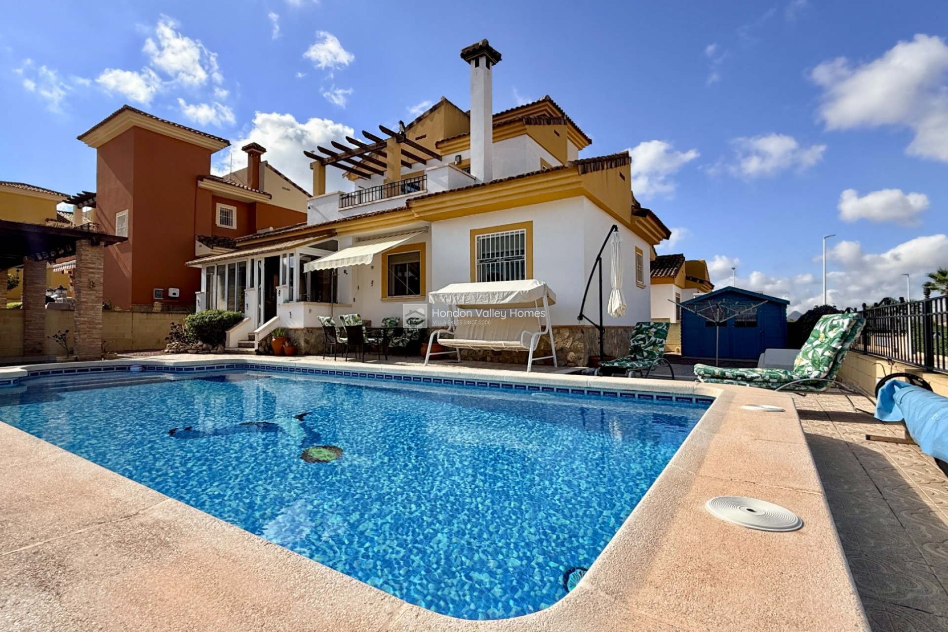 Resale - Villa - Hondón de las Nieves