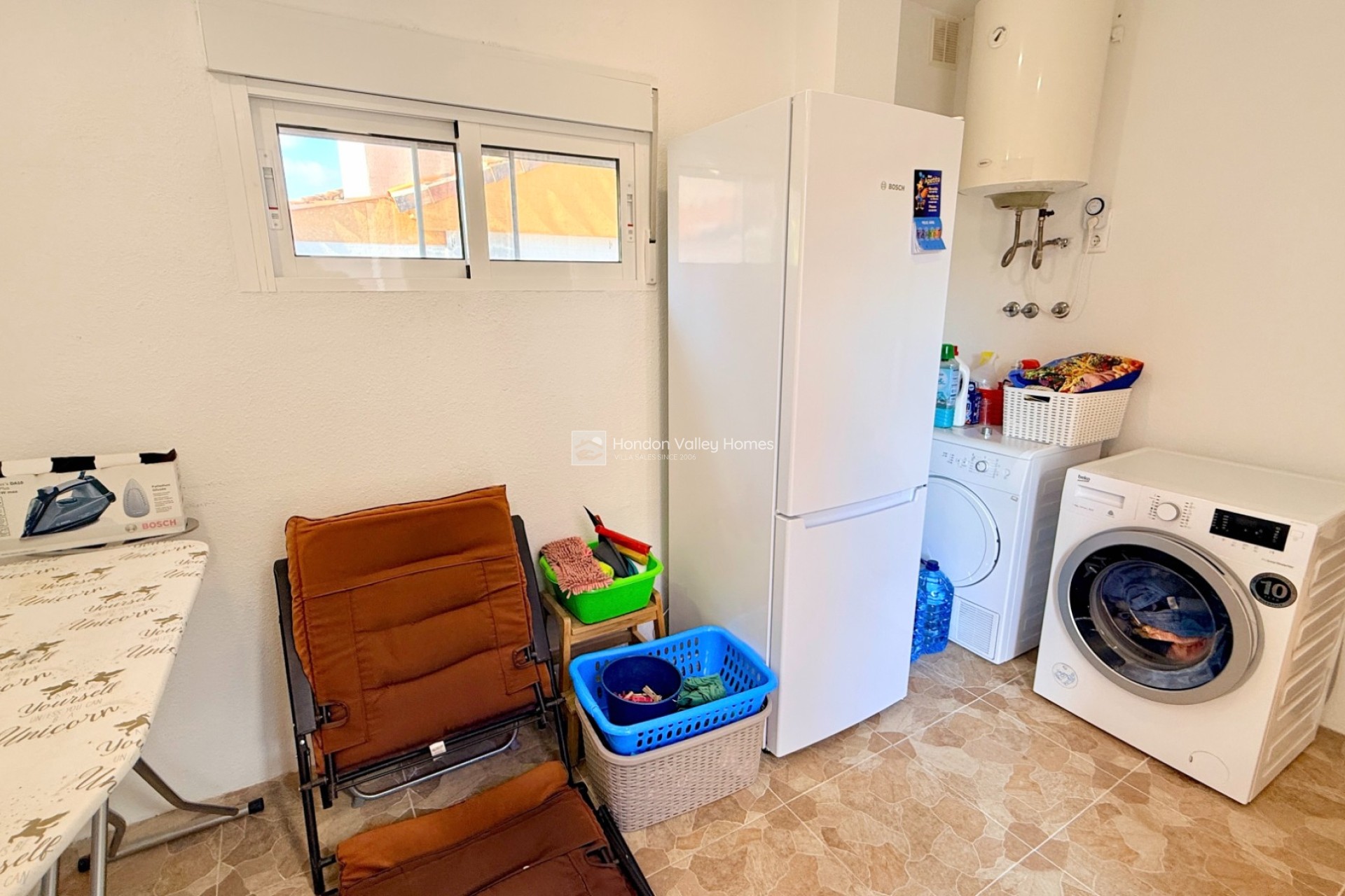 Resale - Villa - Hondón de las Nieves