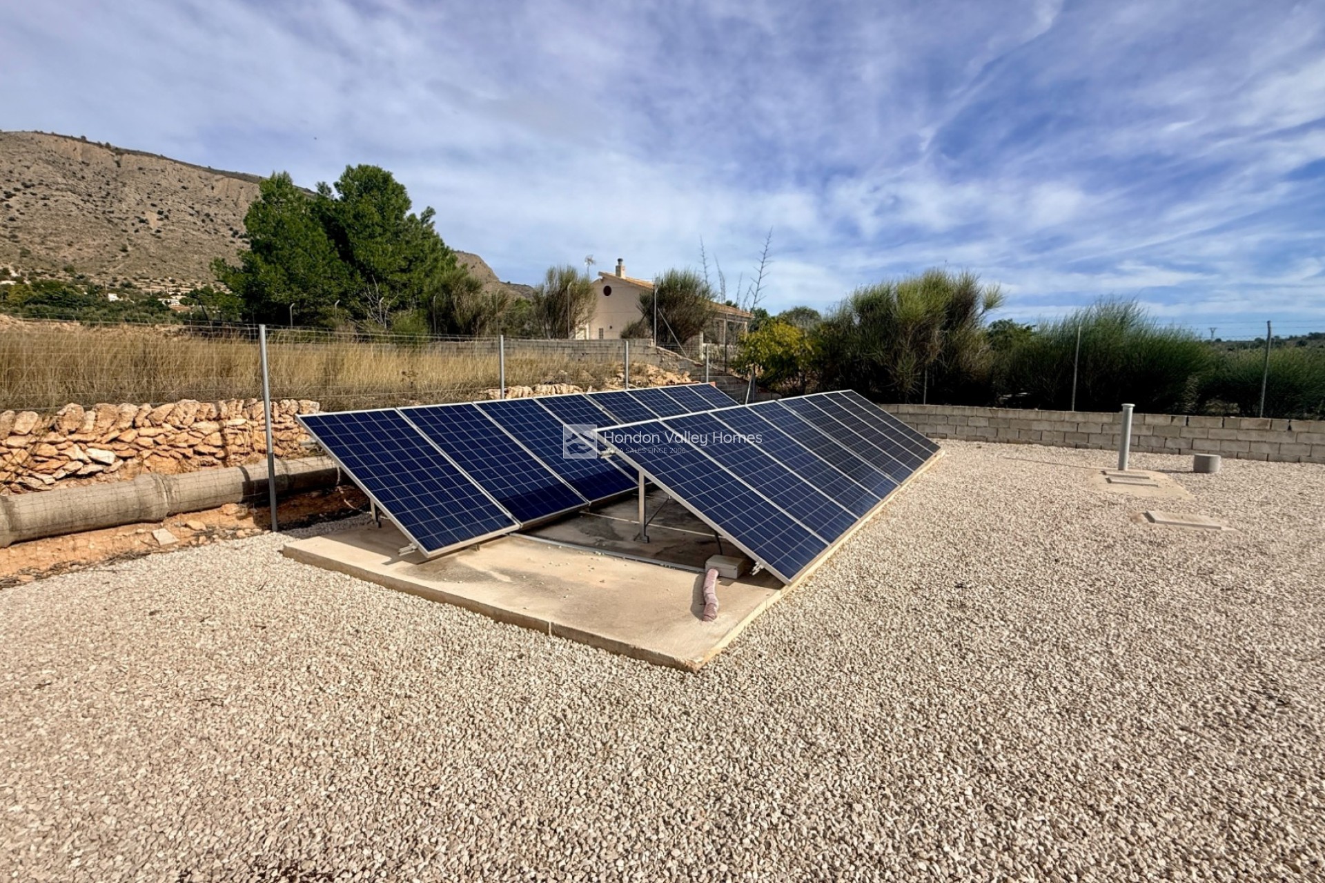 Resale - Villa - Hondón de las Nieves