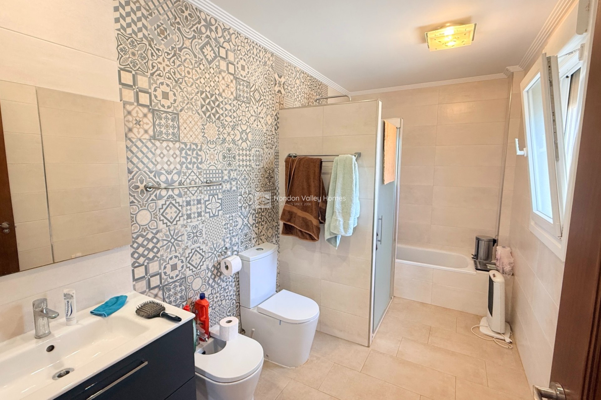 Resale - Villa - Hondón de las Nieves