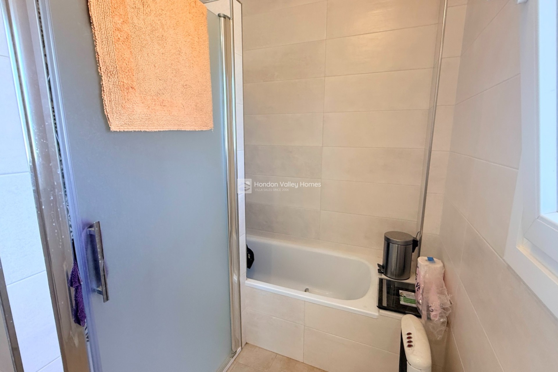 Resale - Villa - Hondón de las Nieves