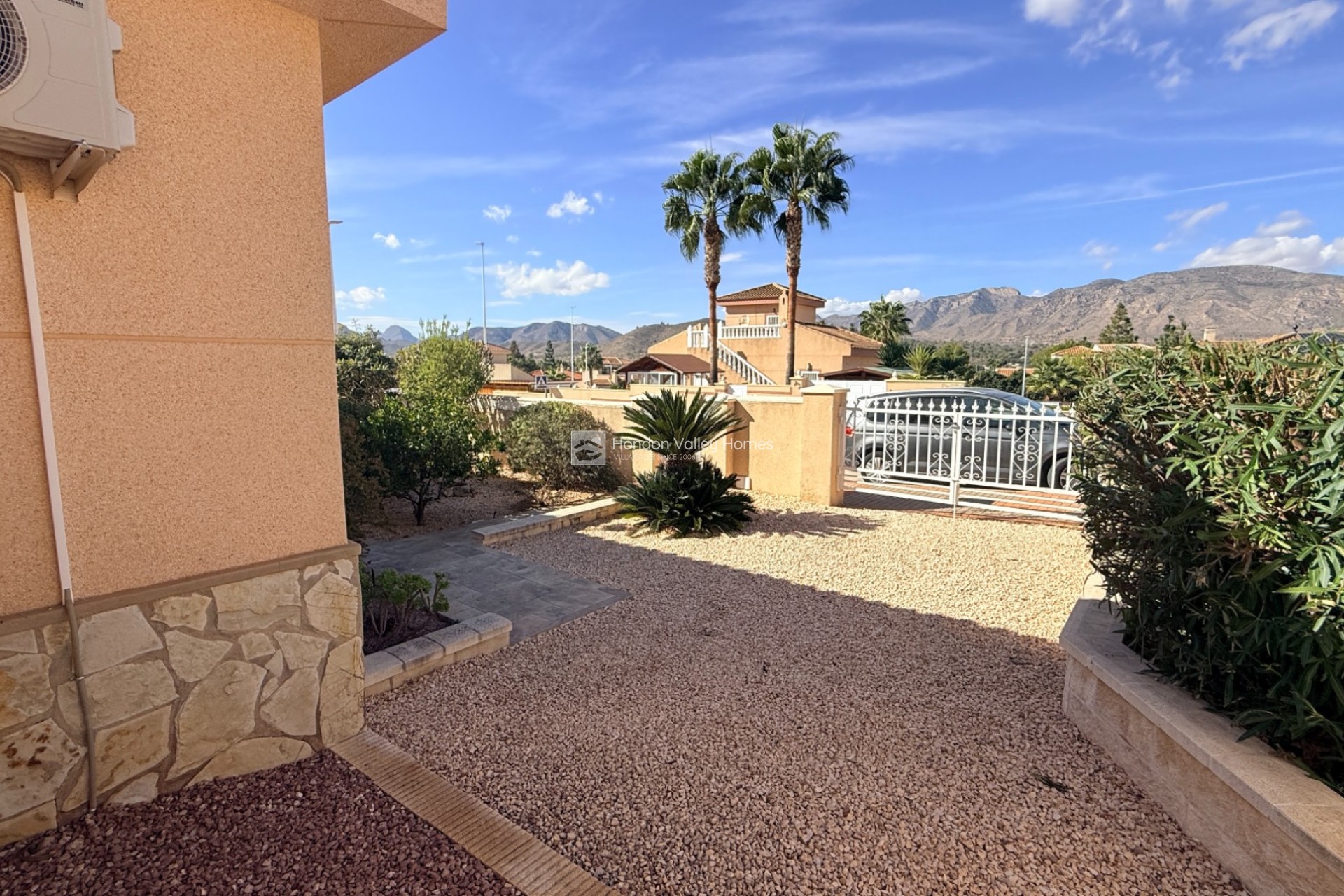 Resale - Villa - Hondón de las Nieves