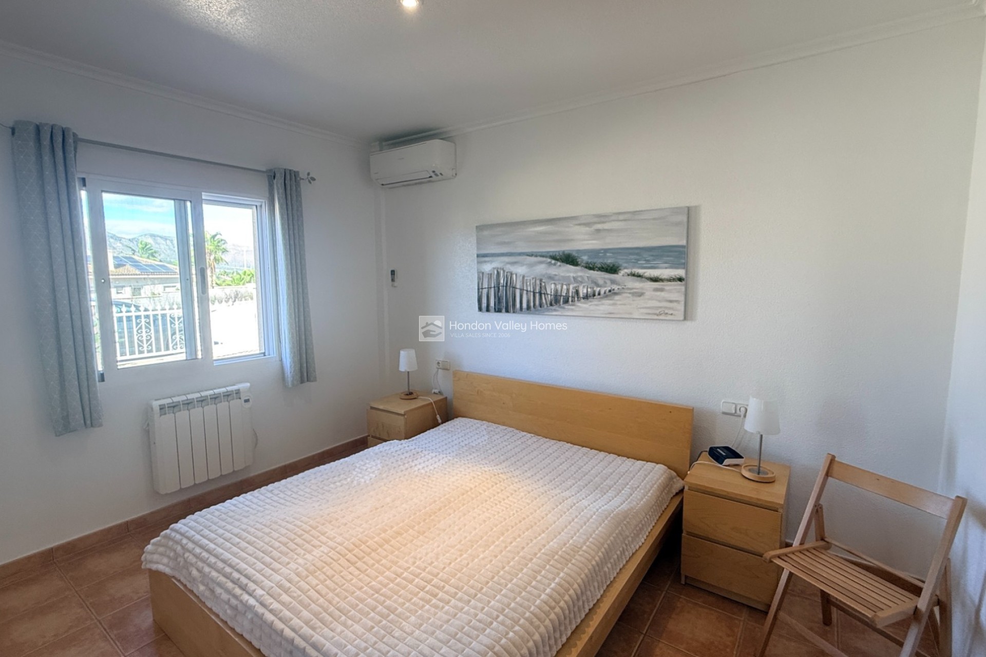 Resale - Villa - Hondón de las Nieves