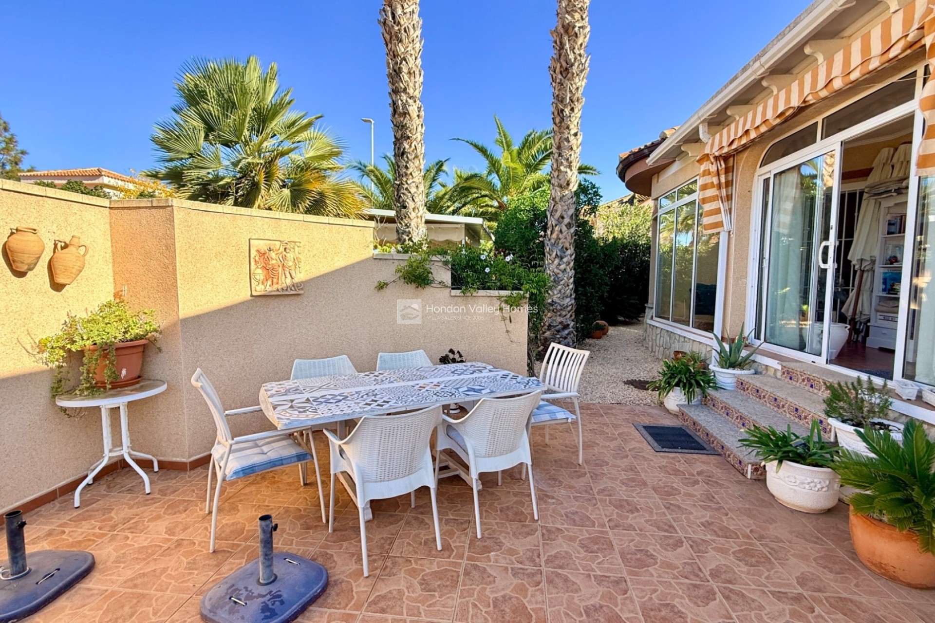 Resale - Villa - Hondón de las Nieves