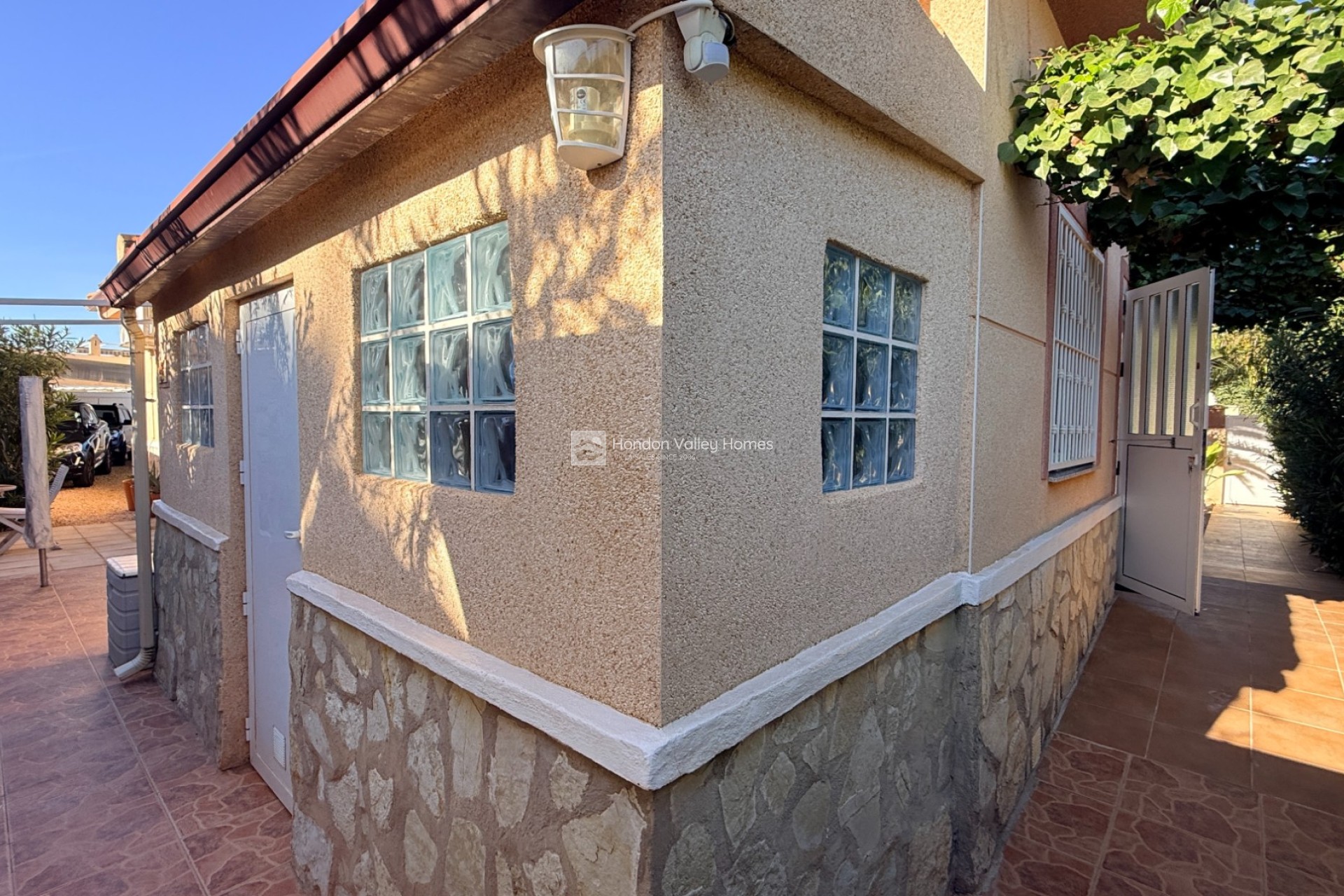 Resale - Villa - Hondón de las Nieves