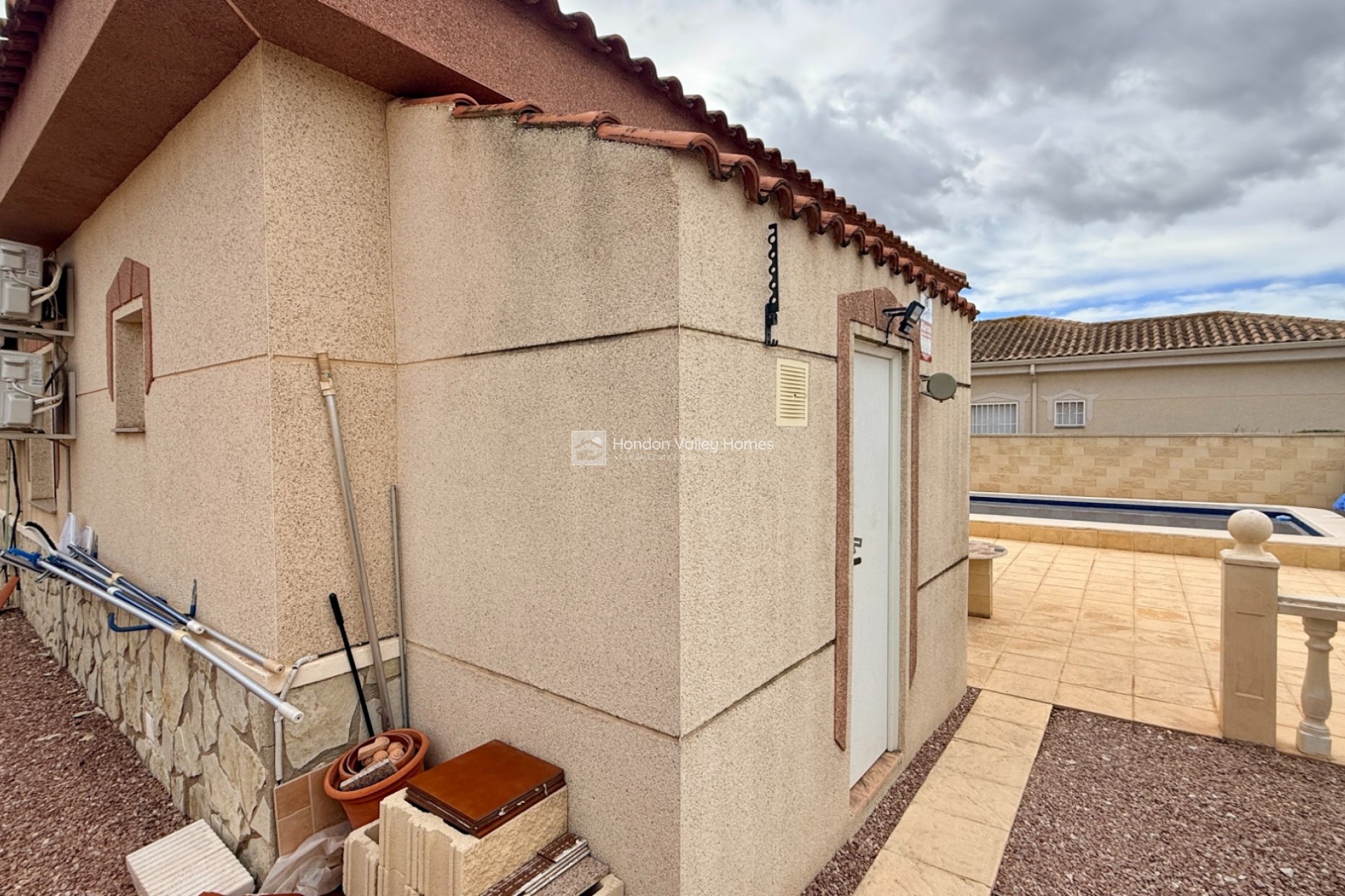 Resale - Villa - Hondón de las Nieves