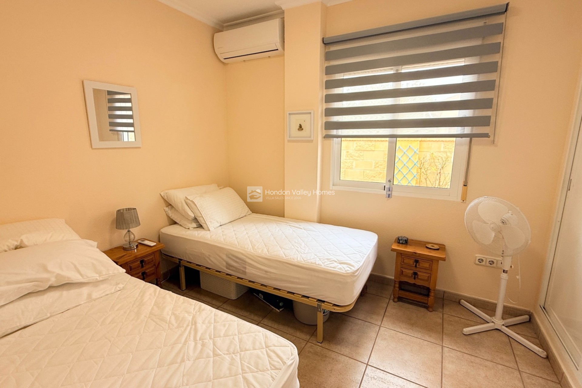 Resale - Villa - Hondón de las Nieves