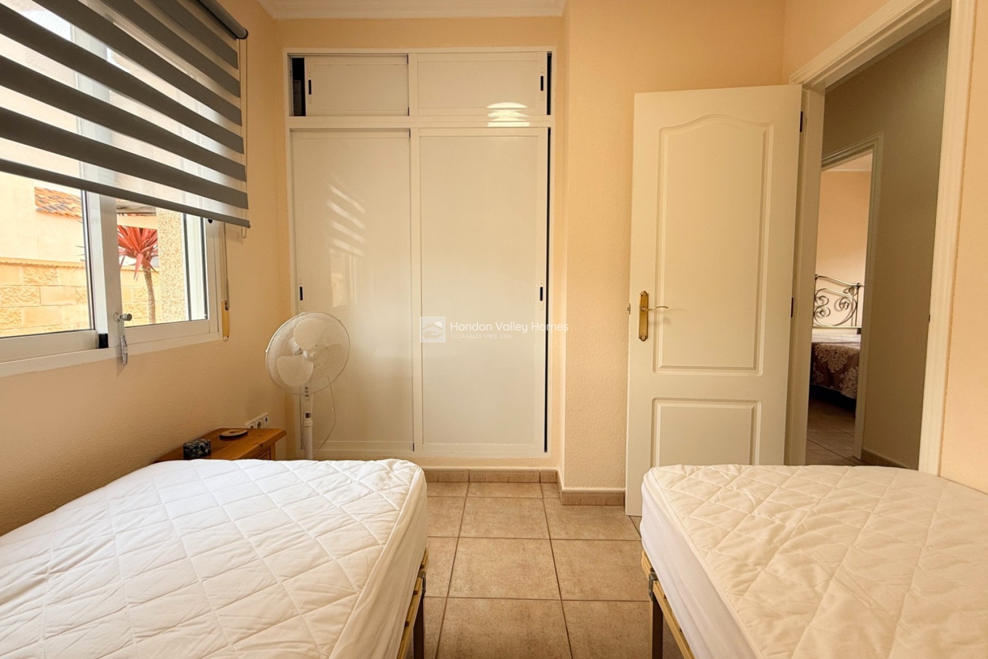 Resale - Villa - Hondón de las Nieves