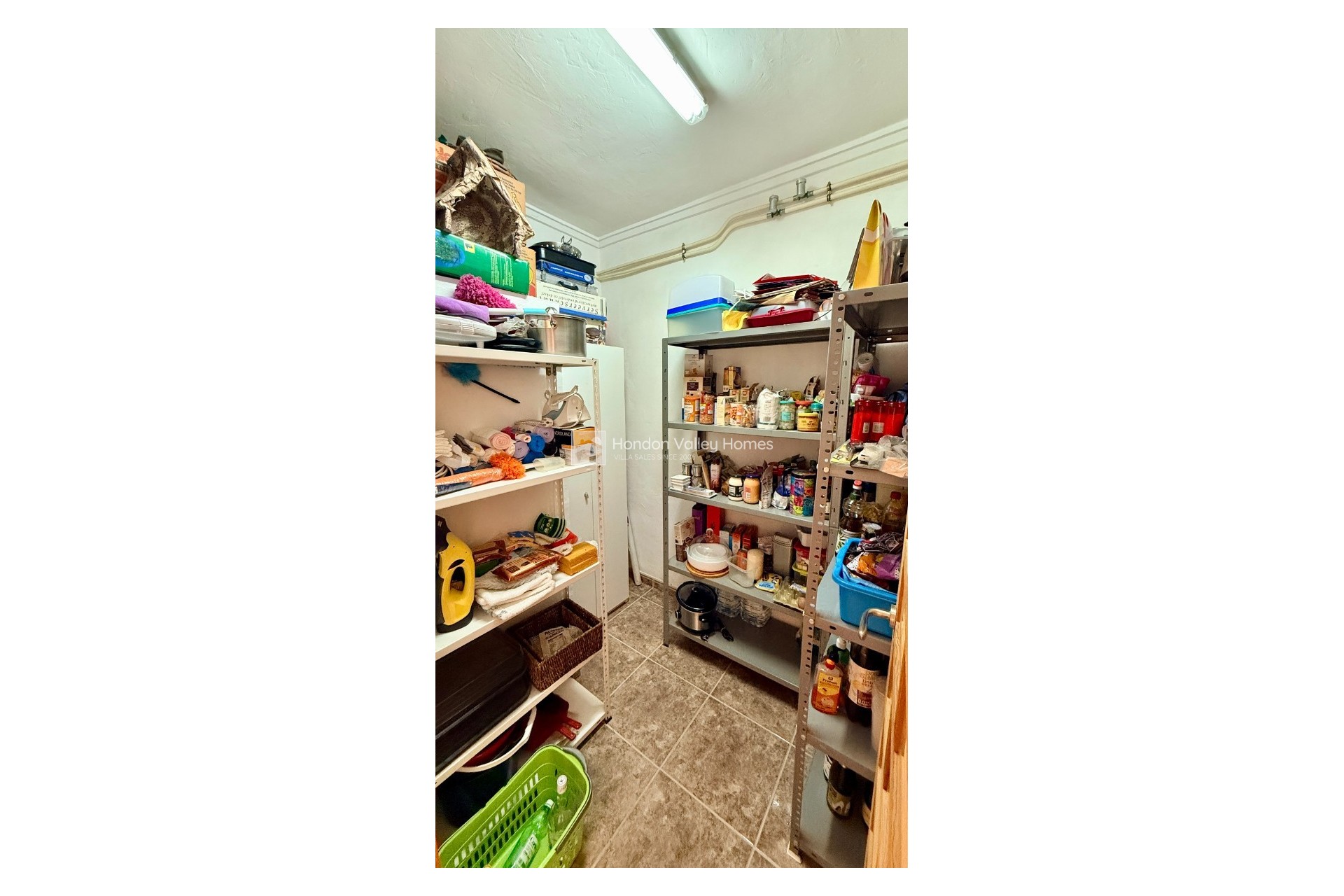 Resale - Villa - Hondón de las Nieves