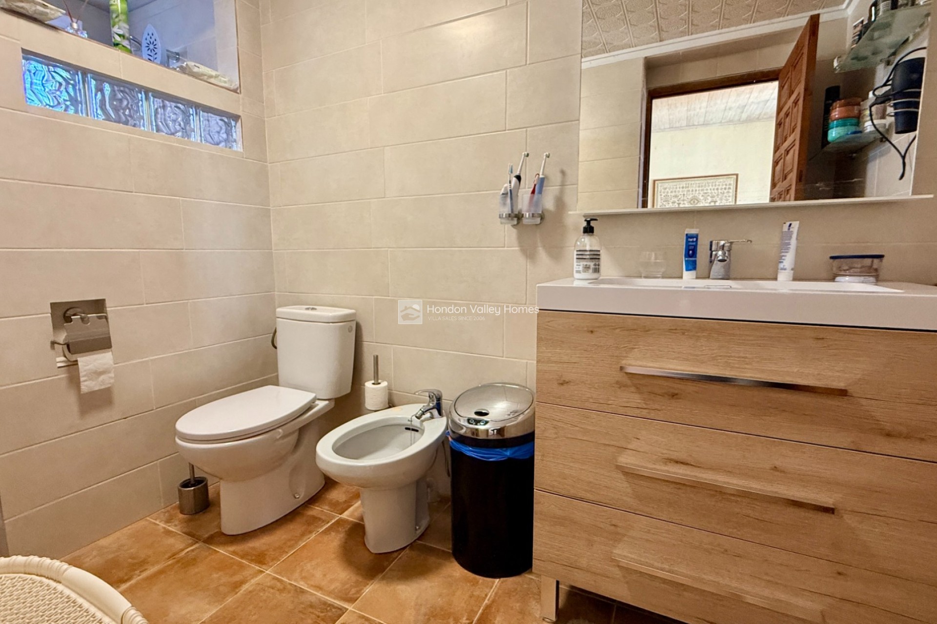 Resale - Villa - Hondón de las Nieves