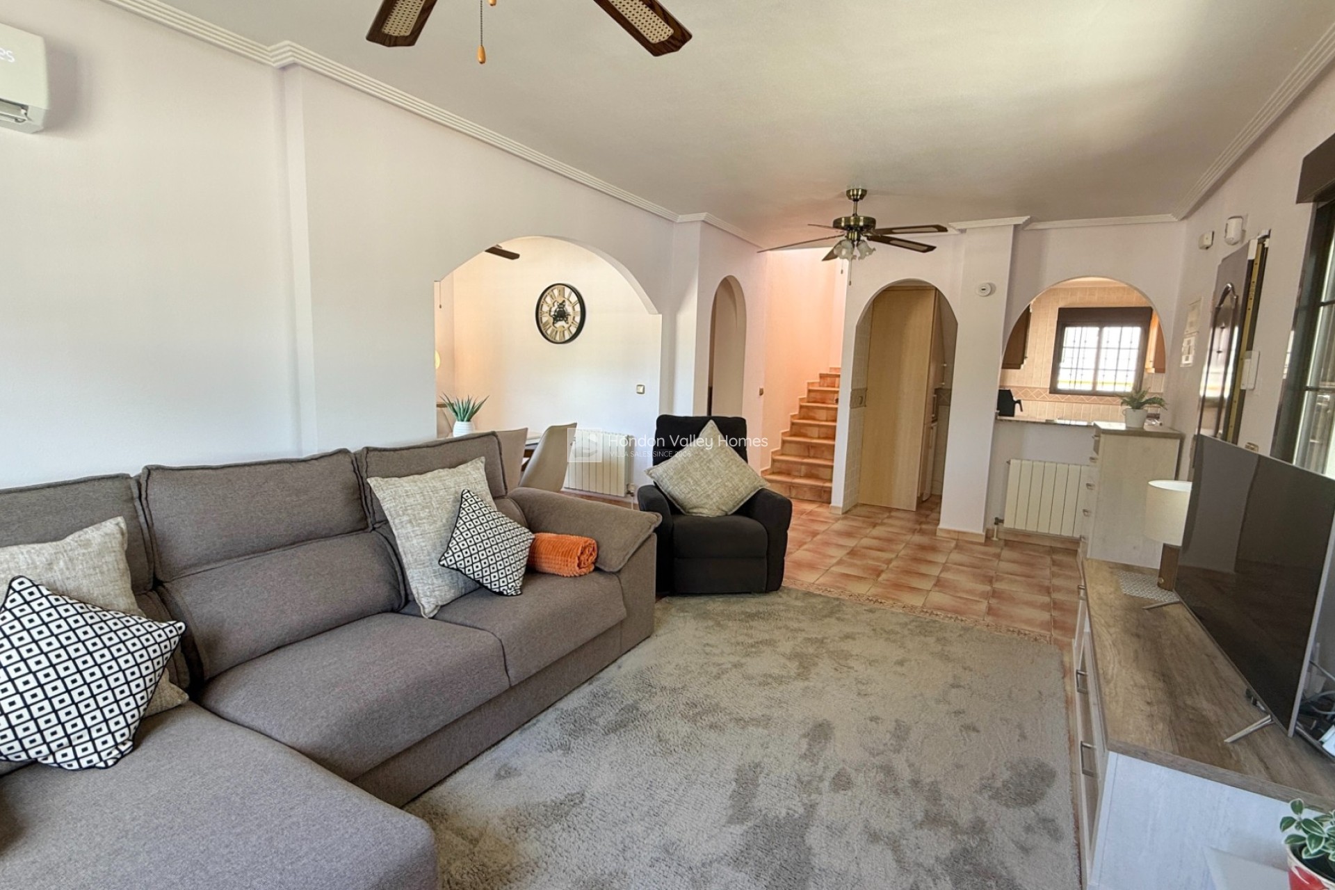 Resale - Villa - Hondón de las Nieves