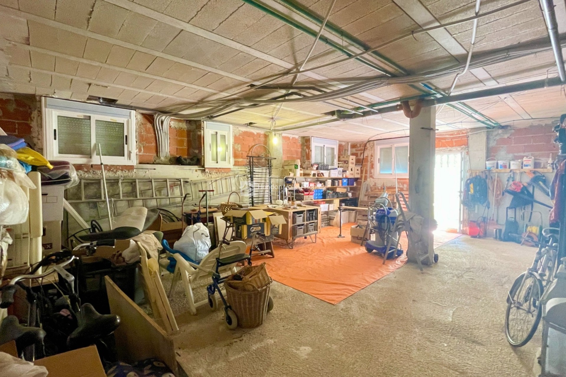 Resale - Villa - Hondón de las Nieves