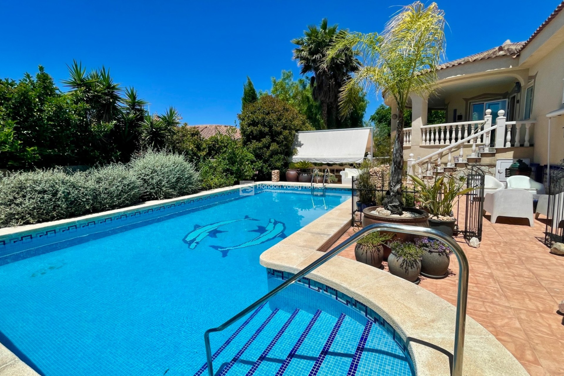 Resale - Villa - Hondón de las Nieves