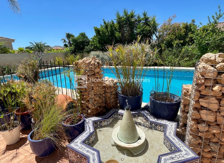 Resale - Villa - Hondón de las Nieves