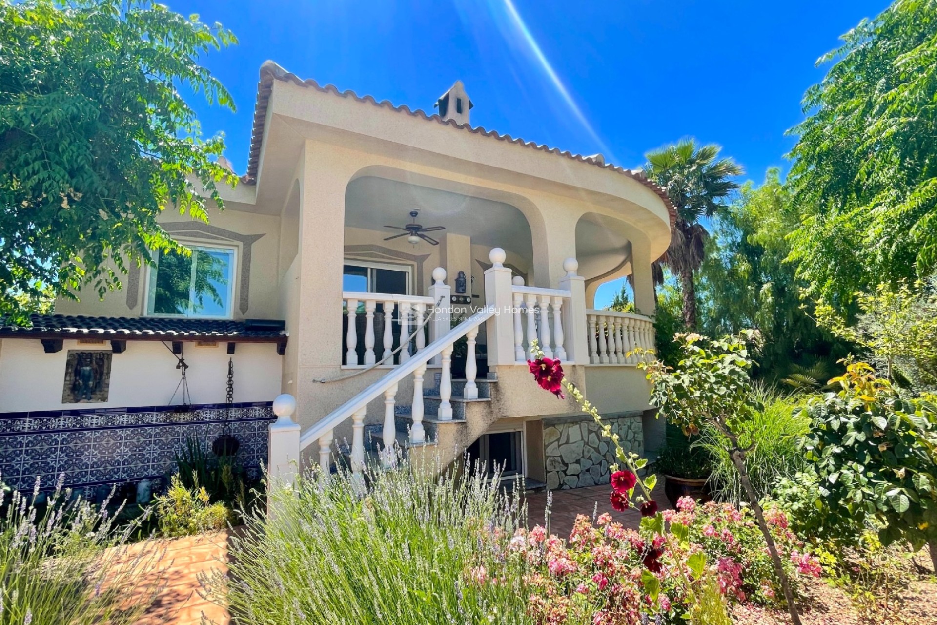 Resale - Villa - Hondón de las Nieves