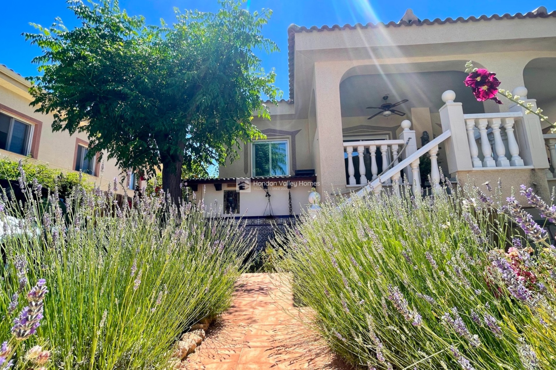 Resale - Villa - Hondón de las Nieves