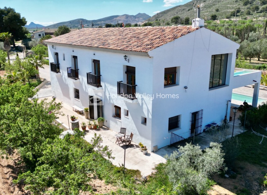 Resale - Villa - Hondon De Las Nieves