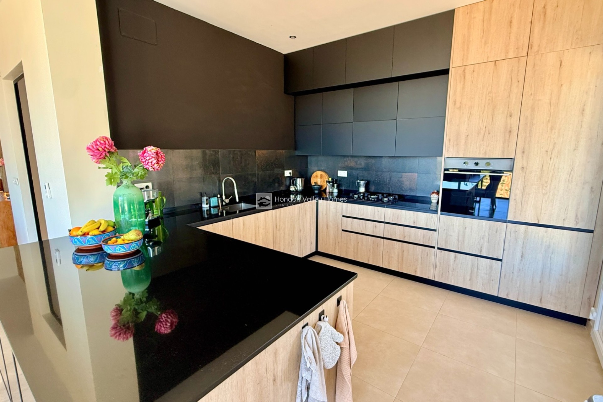 Resale - Villa - Hondon De Las Nieves